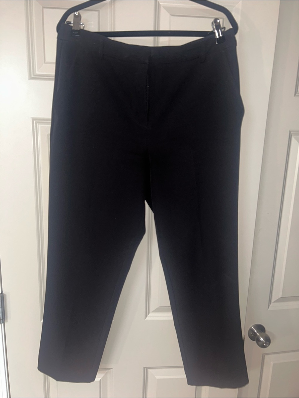 Express Classic Black Women's straight leg, cropped dress pants